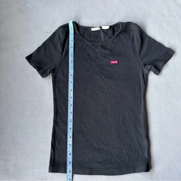 Levi’s ~ Black Ribbed Basic Tee ~ Women’s Size XS - Picture 5 of 6